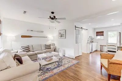 Image de * Beach Chic Coastal Villa! ** Grand Endroit - Voir nos avis!