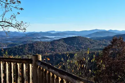 Image de L'expérience ultime de la cabane en rondins avec une vue imprenable sur les montagnes