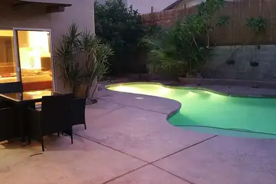 Image de Casa Que Encanta - Notre maison est votre maison \"<br>Check Out Tarifs SPÉCIAUX! Piscine chaufee!