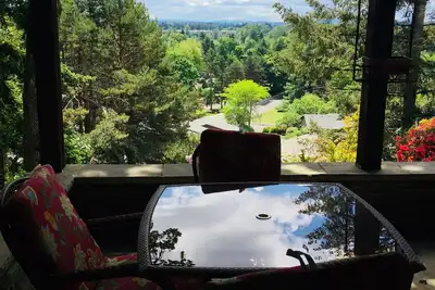 Image de Spacieux avec une vue imprenable, Ă quelques minutes de Uo et Autzen.