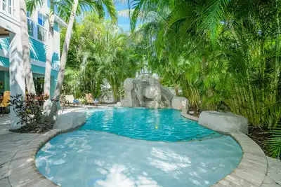 Image de Conch House - Six Chambres Maison, Couchages 12