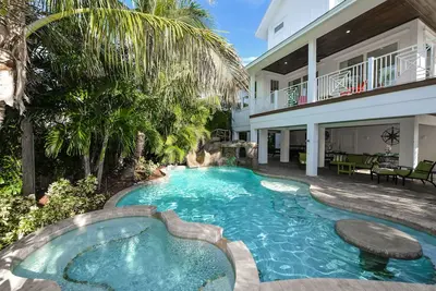 Image de Beach Haven - Huit Chambres Maison, Couchages 16