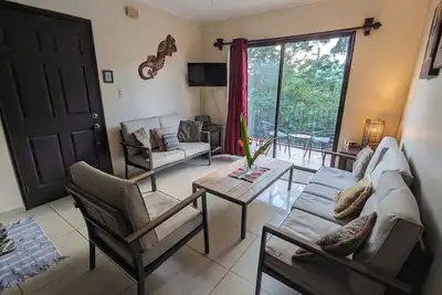 Image de 2 chambres, 2 salles de bain, votre propre terrasse sur le toit, au coeur de Tamarindo