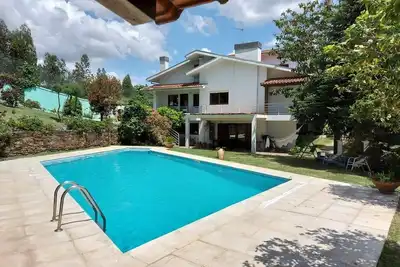 Image de Magnifique villa avec piscine, court de tennis, Ă 15 minutes de Porto, dans la nature