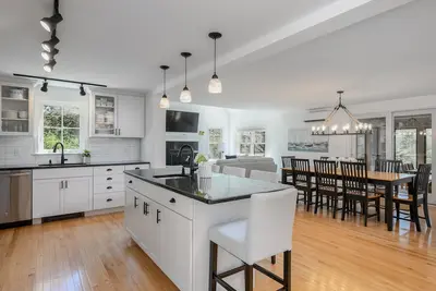 Image de New Home - 2017 4 BRs 2. 5 salles de bain écran près des plages et piste cyclable