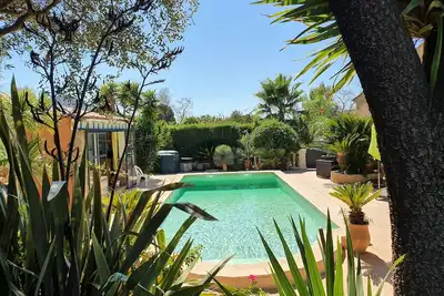 Image de Mas provencal, avec piscine, pool house, proximite mer, commerce, 2 Ă 12 pers