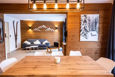 Image de Courchevel village : Appartement T4 cosy - accès skis aux pieds (ski in/ski out)