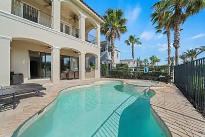 Image de Nouveau! 4/4, Grill, Piscine privée / Spa, Accès à FreeWaterpark!