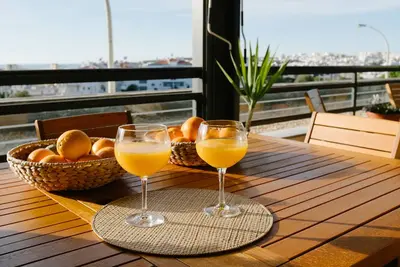 Image de HOMEinLAGOS | Piscine, tennis et vue sur la mer