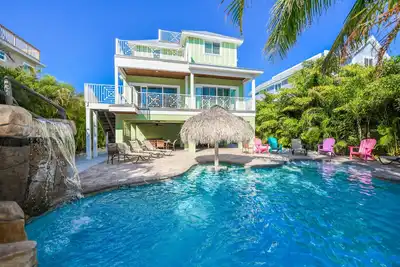 Image de Surf View - Huit Chambres Maison, Couchages 16