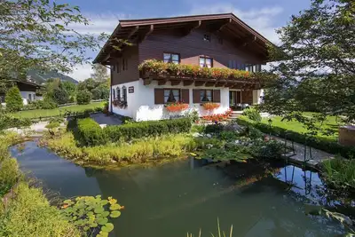 Image de Maison de vacances près de Zell am See piscine sauna jardin au rez-de-chaussée 2-8 pers chiens admis