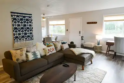 Image de Spacieuse maison de plain-pied dans un emplacement fantastique!