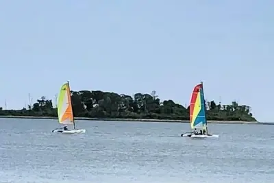 Image de # 2 - Votre propre place sur la plage par Silver Sands Pk