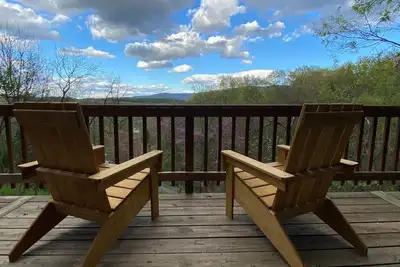 Image de \"The Chalet\" Shenandoah Valley Getaway w / Hot Tub près de Luray, Va