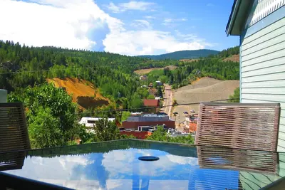 Image de Retraite victorienne: Voir l'emplacement de la ville historique de Whitewater Rafting Hot Springs