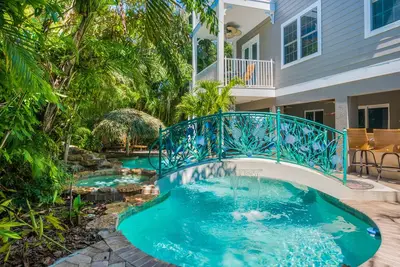 Image de Tropical Oasis - Huit Chambres Maison, Couchages 16