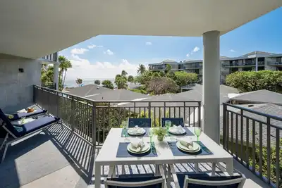 Image de << Suivez Le Soleil À La Plage >> Ocean Condo / Pool & Tennis + Derniers Services CLÉS. . .