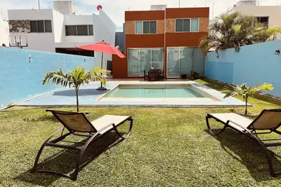 Image de Belle maison avec piscine privée