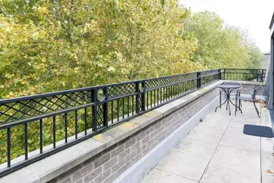 Image de Luxueux centre-ville (Parkers Peace) Penthouse