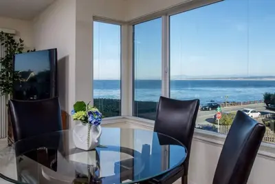 Image de Lover's Point 6 - Maison de ville à Pacific Grove - Oceanfront Lovers Point