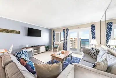 Image de Dernier étage, condo mis à jour avec des vues spectaculaires et service de plage gratuit (709)