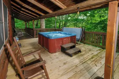 Image de Récemment rénové, Une Grande Place Pour Appeler Votre Maison Dans Les Smokies!