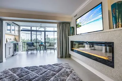 Image de Récemment rénové et moderne, Wifi, tours de port faisant face au golfe, 3 chambres à coucher avec