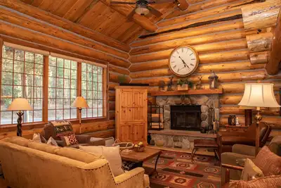 Image de Luxe 5 Chambre Log Cabin Retreat à Keystone!