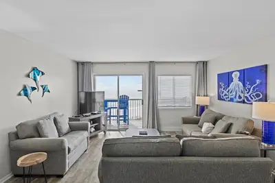 Image de Éloignez-vous de tout à la plage! Belle unité mise à jour sur la plage. (619)