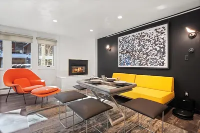 Image de Studio au pied des pistes avec connexion Wi-Fi gratuite et bain à remous, emplacement idéal