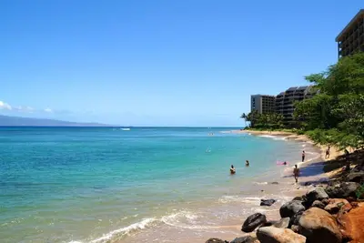 Image de Tarifs d'hiver avantageux et activités gratuites! Kahana Villa 1 lit / 1 salle de bain - Walk to 'S' Turns Beach!