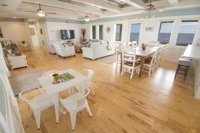 Image de Superbe maison en bord de mer ~ zone isolée ~ vue panoramique!