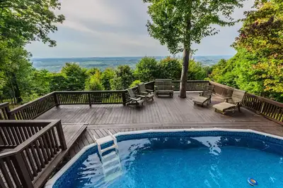 Image de La retraite Laurel View d'Ovr - La vue la plus spectaculaire vous attend! Best-Seller! !