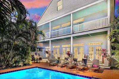 Image de << Conch Casa Grande @ L'Annexe >> Massive Home Near Duval + Derniers Services CLÉS. . .