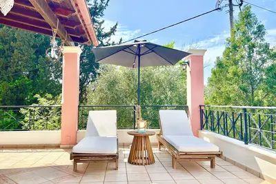 Image de Villa Valia Seaside (Private Estate-Villa supérieure dans la baie d'Ipsos à Corfou)