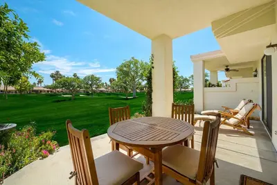 Image de Calme, belle maison w / vue sur la montagne! À quelques pas de Pool & Spa - Oasis Palmer Riviera à Pga West