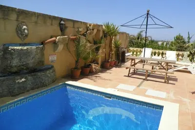 Image de Tal-Bir Farmhouse 16 personnes. Wifi gratuit