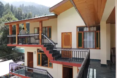 Image de Explorez le charme de Manali avec nous lors de notre séjour.