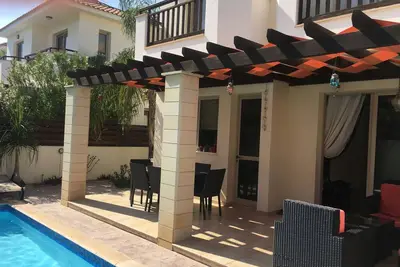 Image de Villa De Luxe INDÉPENDANTE Avec Piscine PRIVÉE, À PROXIMITÉ De La Plage, Des Bars Et Des Restaurants.