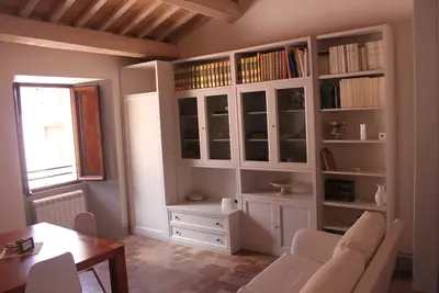 Image de Appartement du centre historique dans le village médiéval de Todi.