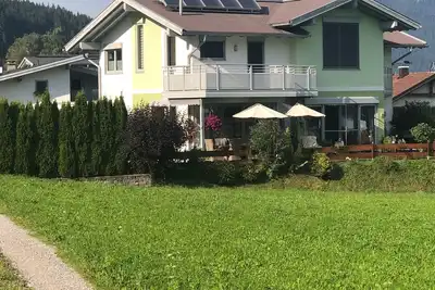 Image de Appartement confortable avec vue sur la montagne dans le village ensoleillé Wängle