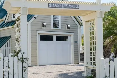 Sandy Shamrock Nouveau pour 2018! 4 Br / 4 Ba avec vue sur la plage et le terrain de golf