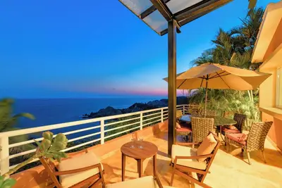 Image de Luxury Oceanfront Estate | 4 suites avec vue sur l'océan | Piscine privée
