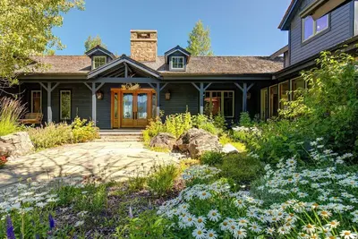 Image de Évadez-vous pour l'été! Propriété de luxe sur 20 hectares privés | 24 personnes | Demeure à Open Meadows