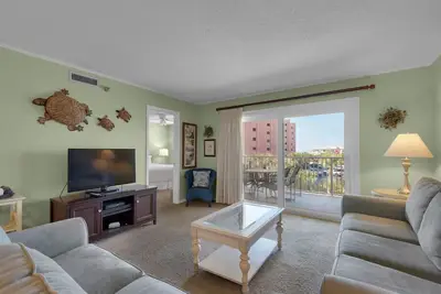 Image de Unité 312 - Belle vue sur le port et le coucher du soleil