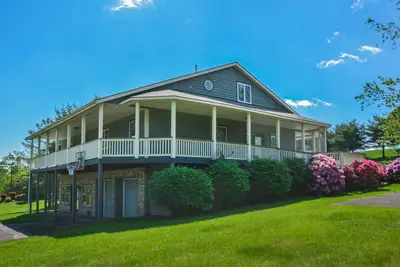 Image de Forever Young: Près du golf et du ski à Wisp Resort!
