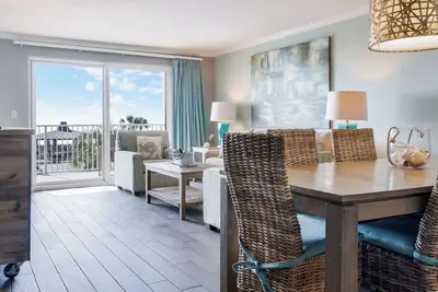 Image de Unité 307 - Configuration de la plage libre de l'unité East View Platinum Unit