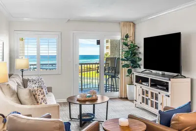 Image de Paradis en bord de mer avec vue fantastique sur l'océan et laveuse / sécheuse (318)