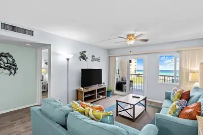 Image de Vues, Vues, Vues dans ce charmeur de front de mer littoral (307)