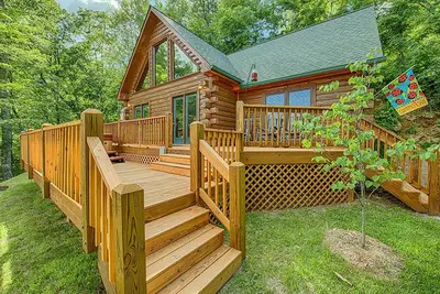 Image de Charm 2 Br Log Home - Super vues, acc��s pavé, spa, privé et Wifi